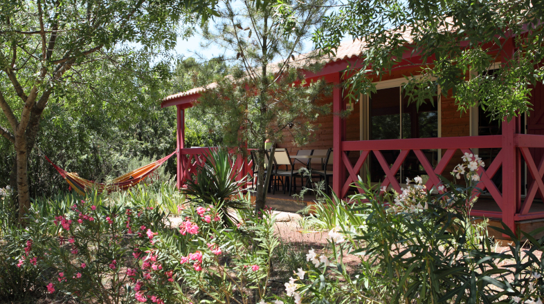 Location de chalet de vacances 6 à 8 personnes proche du lac du Salagou