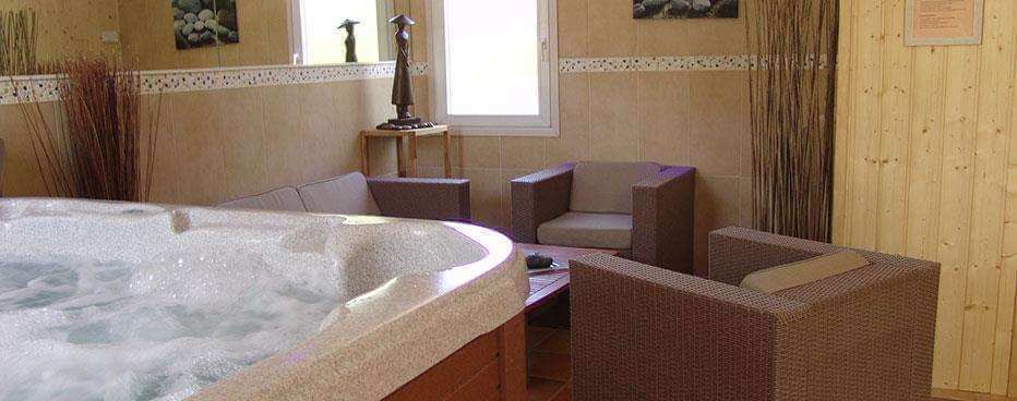 Espace bien-être avec Jacuzzi